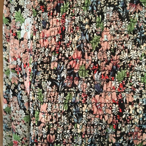 ZARA BASIC Floral Blouse - Picture 5 of 8